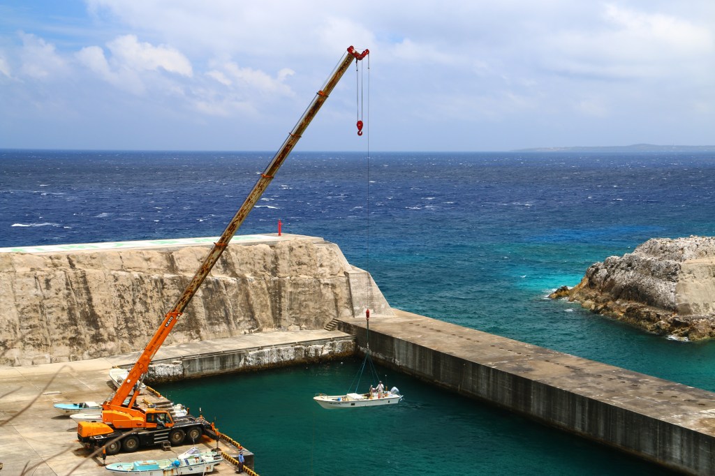 沖縄最東端 隆起環礁の島　南大東島・北大東島